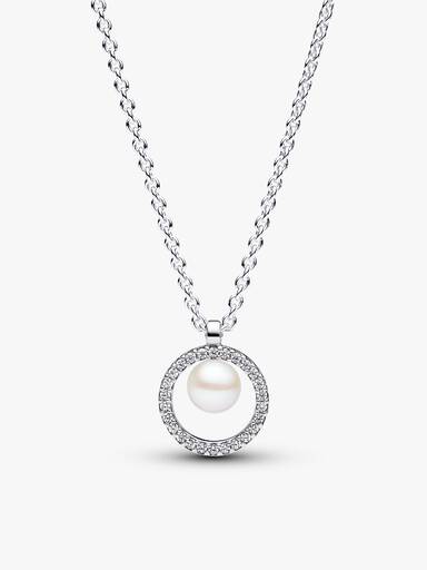 Set de joyas con perlas cultivadas en agua dulce tratadas y pavé