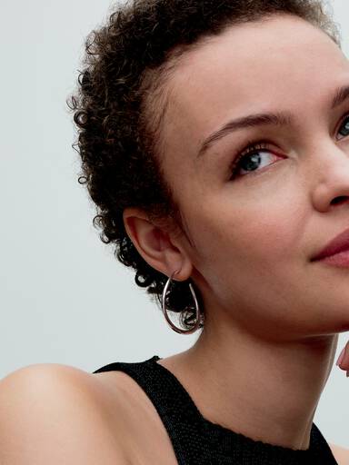Aretes de aro Abiertos con forma orgánica de 42 mm
