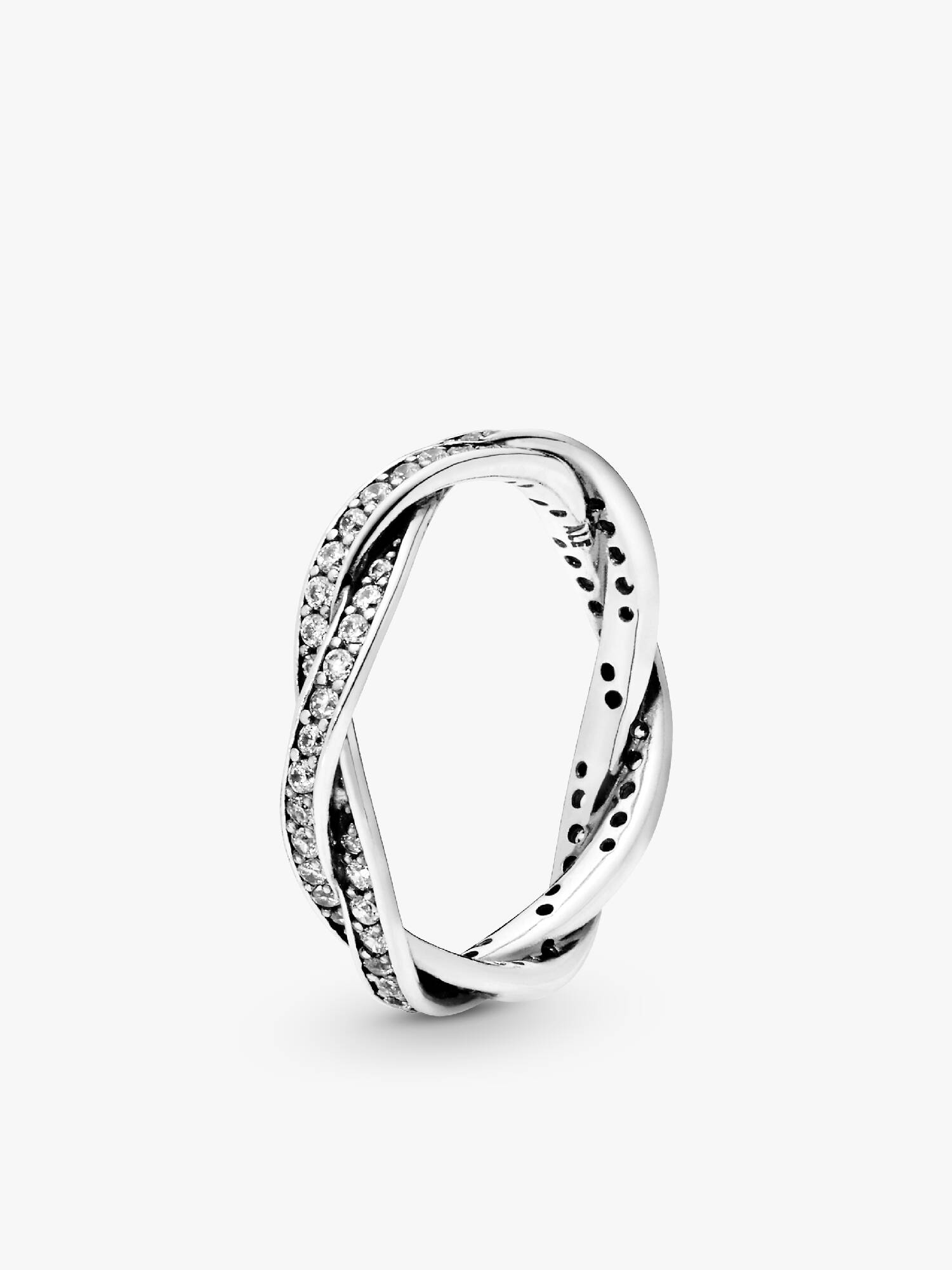Anillo trenzado reluciente