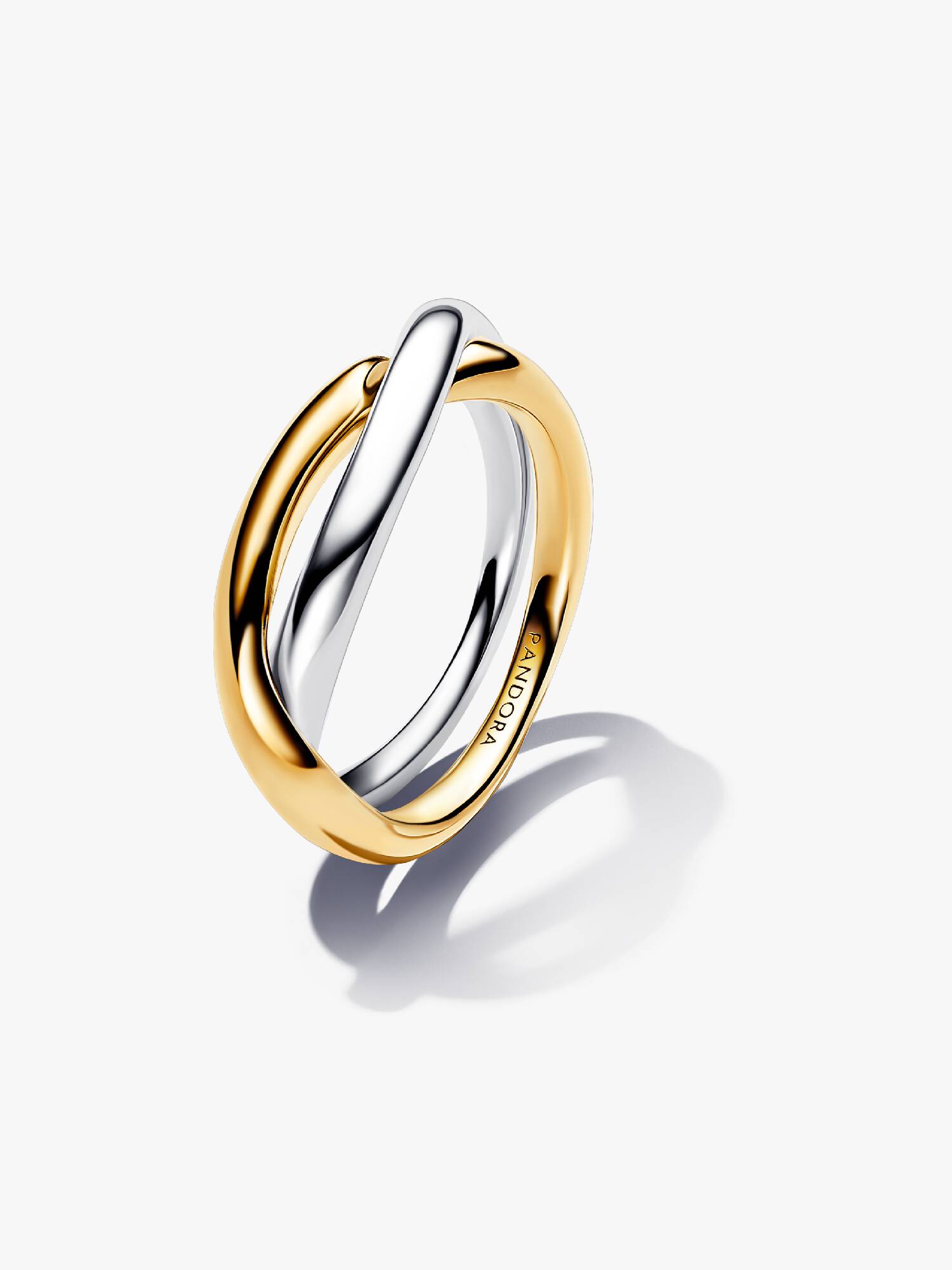 Anillo de Bandas Entrelazadas en Dos Tonos