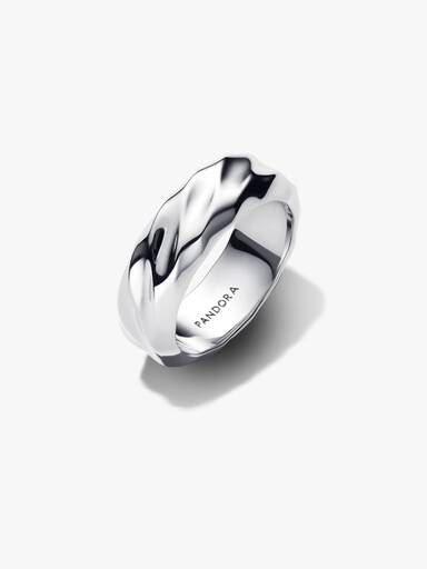 Anillo de banda ancha ondulada