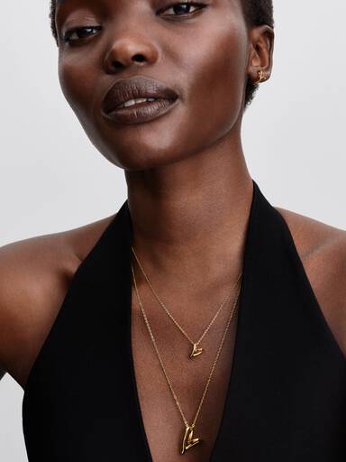 Collar con colgante pequeño Corazón con forma orgánica