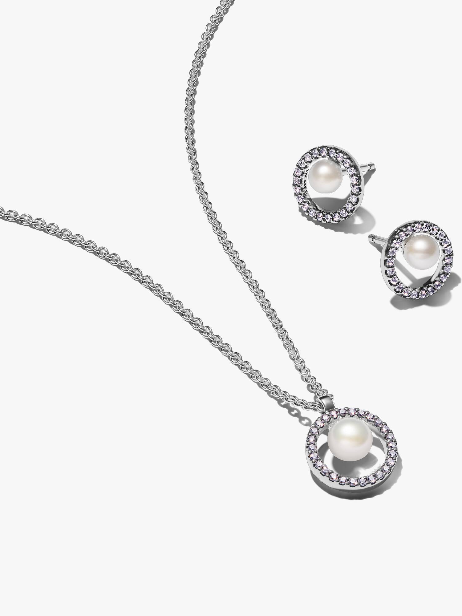 Set de regalo de perlas cultivadas de agua dulce tratadas y pavé