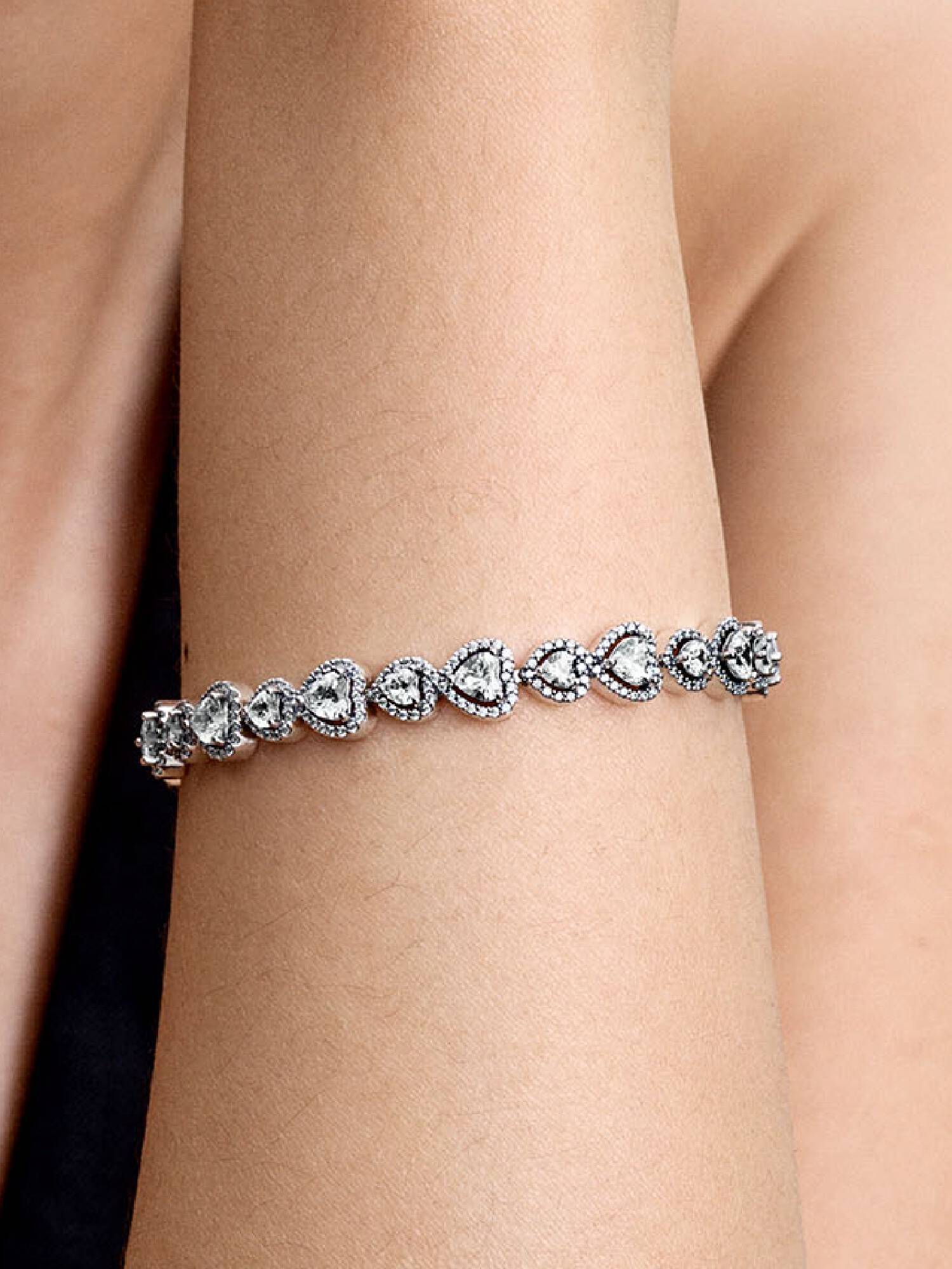Brazalete Corazones con Halo