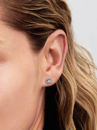 Aretes de botón Halo redondo en pavé