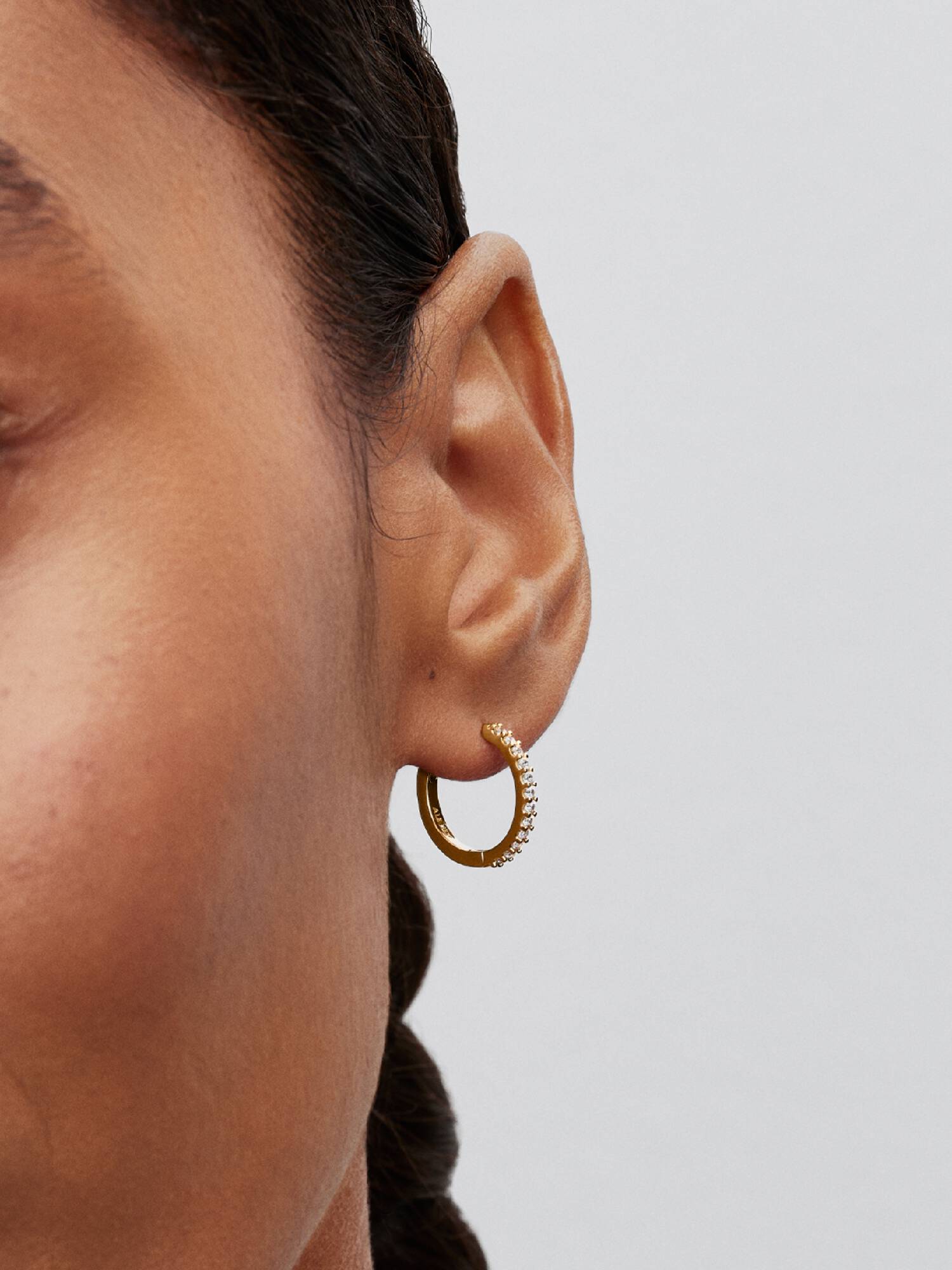 Aretes de Aro Mini Onda Resplandeciente