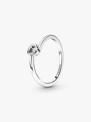 Anillo solitario Corazón inclinado transparente