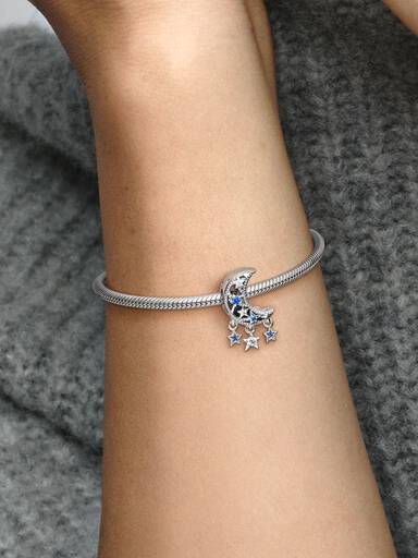 Charm Estrella y luna creciente