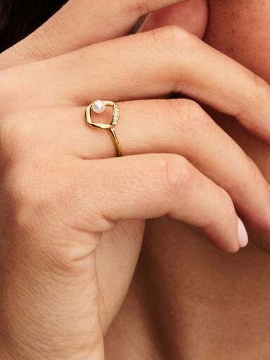 Anillo Círculo de Pavé con forma orgánica y perla cultivada de agua dulce tratada