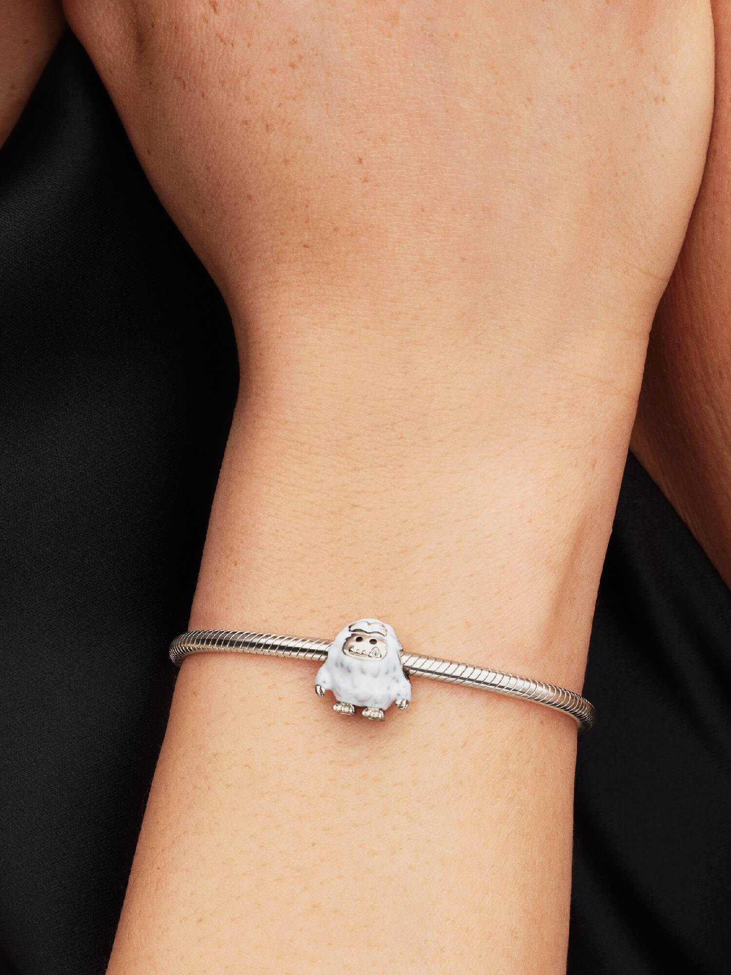Charm Yeti nevado