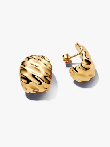 Aretes de aro anchos ondulados