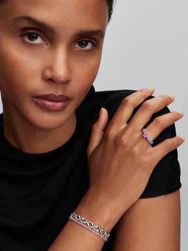 Anillo Margarita rosada reluciente