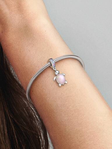 Charm colgante Tortuga de mar rosa de cristal Murano