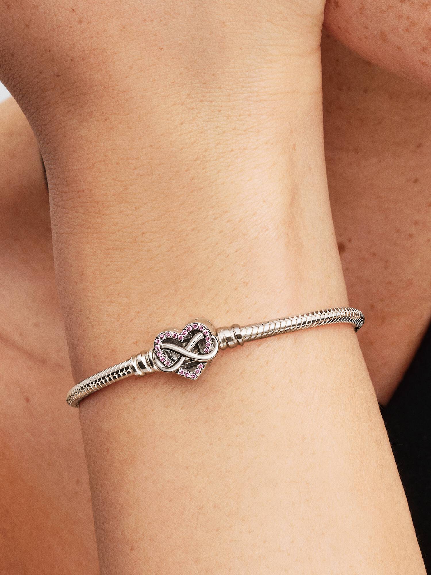 Pulsera cadena de serpiente con broche de Corazón Infinito Rosado brillante