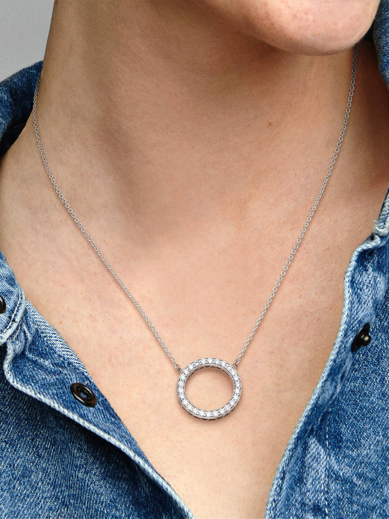 Collar Círculo de brillo