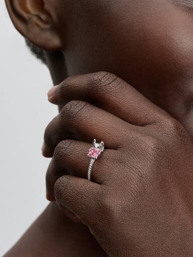 Anillo Stitch de Disney con Piedra Rosada