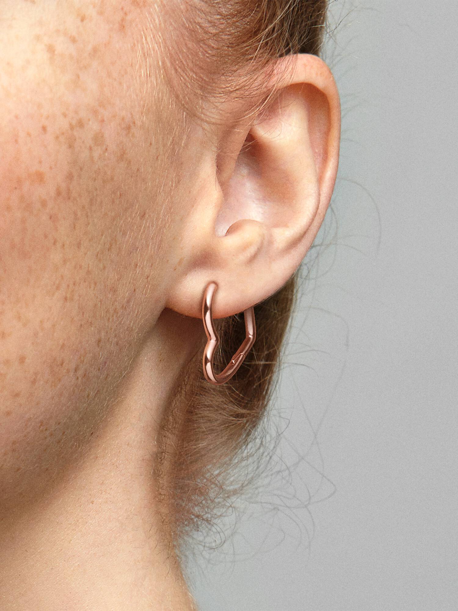 Aretes de aro Corazón asimétrico