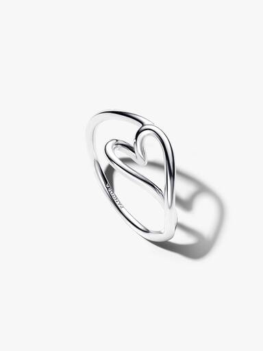 Anillo pequeño Corazón con forma orgánica