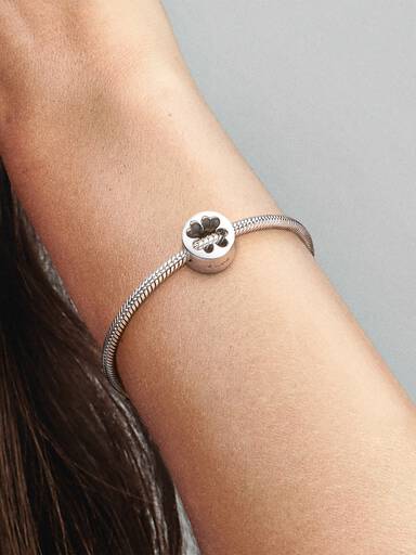 Charm trébol de cuatro hojas Suerte y Valentía