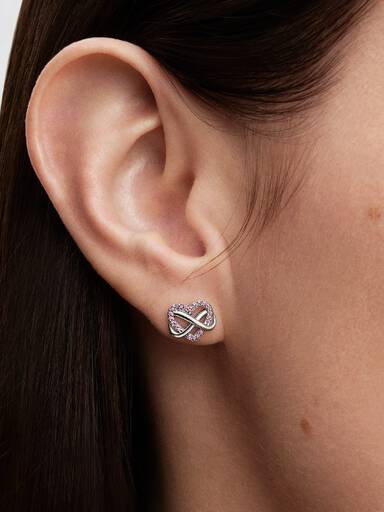 Aretes de botón Corazón Infinito Rosado Brillante