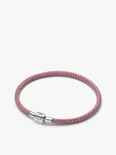 Set de pulsera de cordón con mini charms de huella y corazón