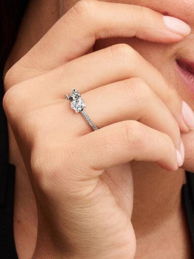 Anillo Stitch y piedra de Disney