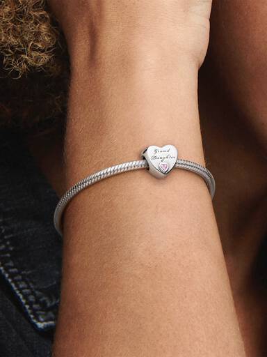 Charm Corazón de nieta