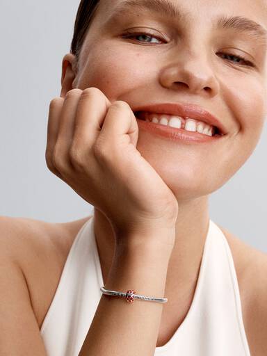 Charm sujetador redondo con corazones