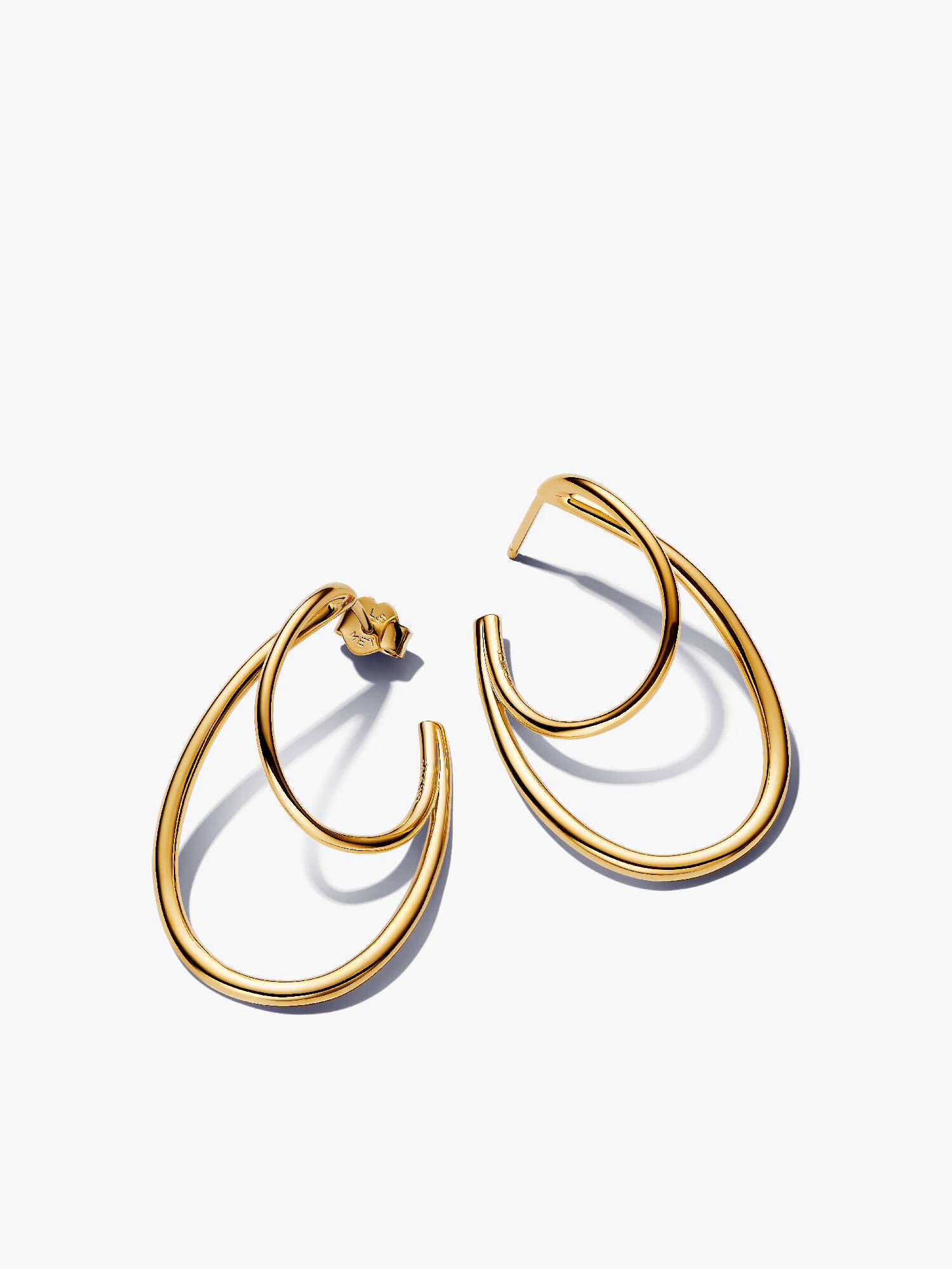 Aretes de aro dobles con forma orgánica