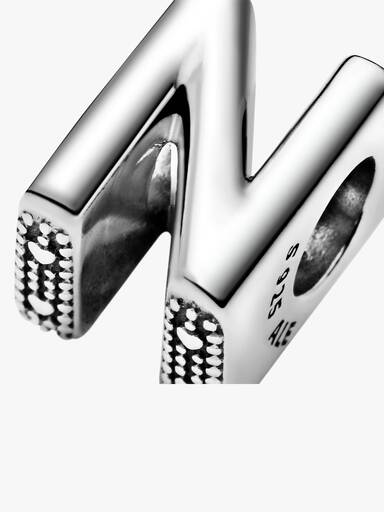 Charm del alfabeto letra N
