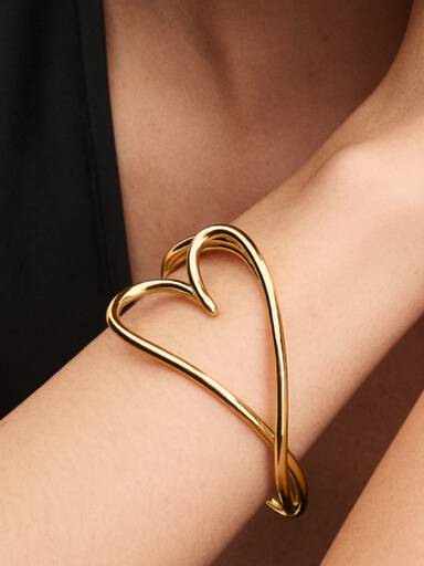 Brazalete rígido corazón con forma orgánica