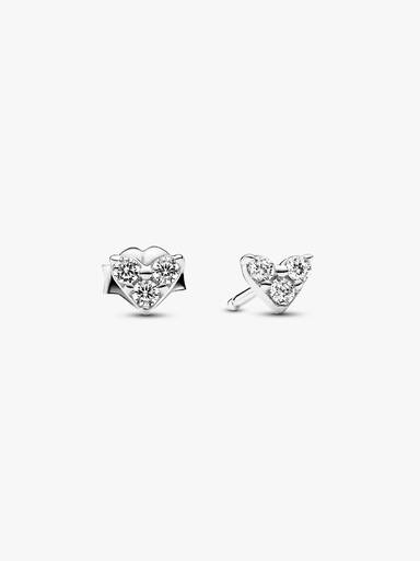 Aretes de botón Triple Corazón de Piedra