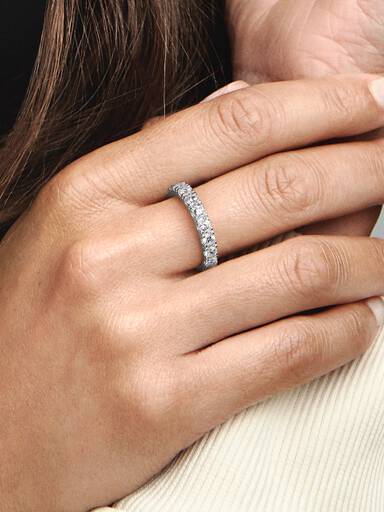Anillo Eternidad hilera reluciente