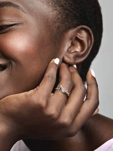 Anillo Corazón de pavé Mamá