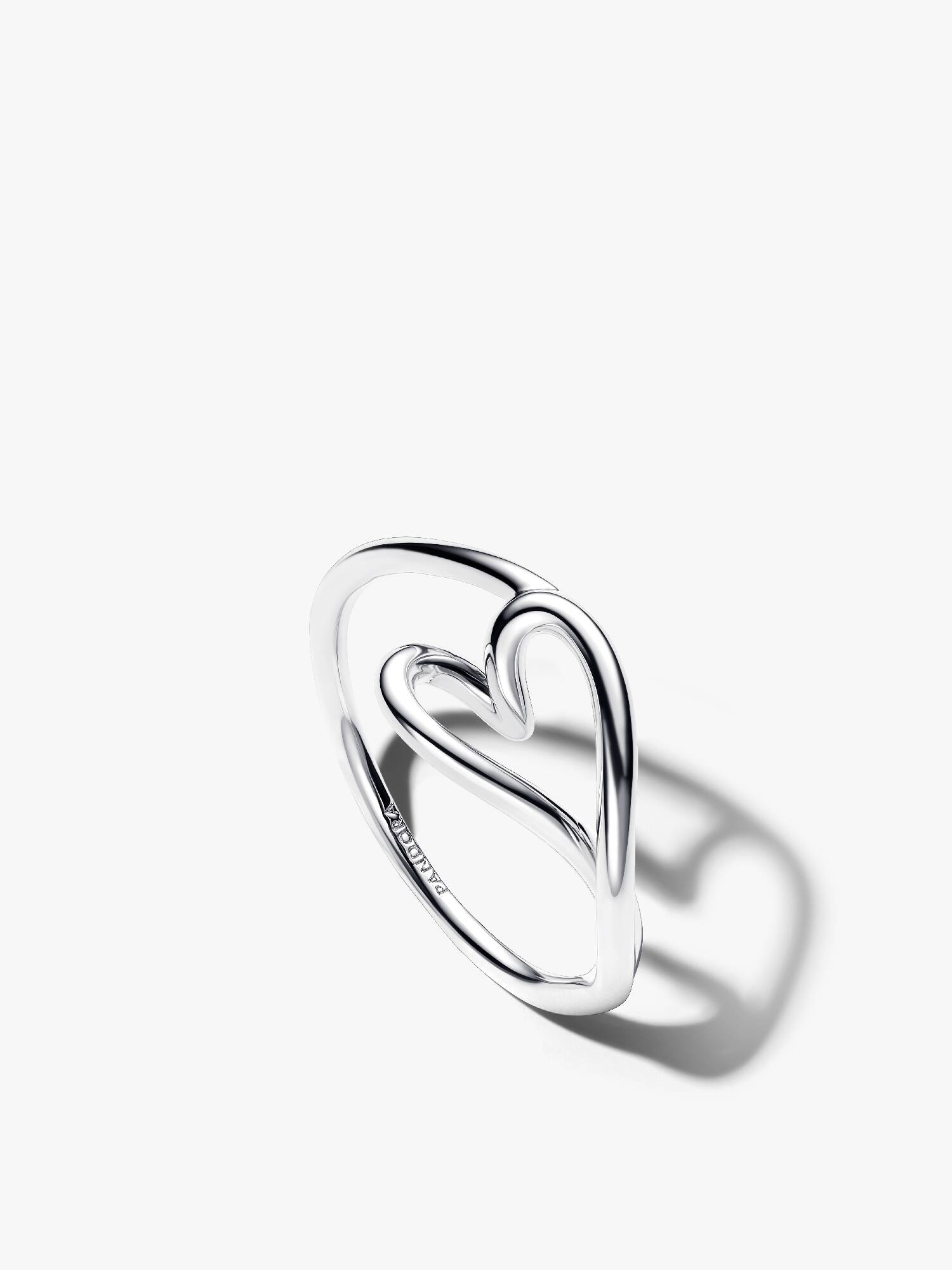 Anillo pequeño Corazón con forma orgánica
