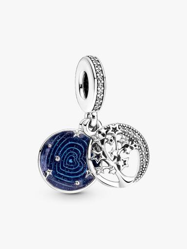 Charm colgante doble Árbol y luna sobre galaxia